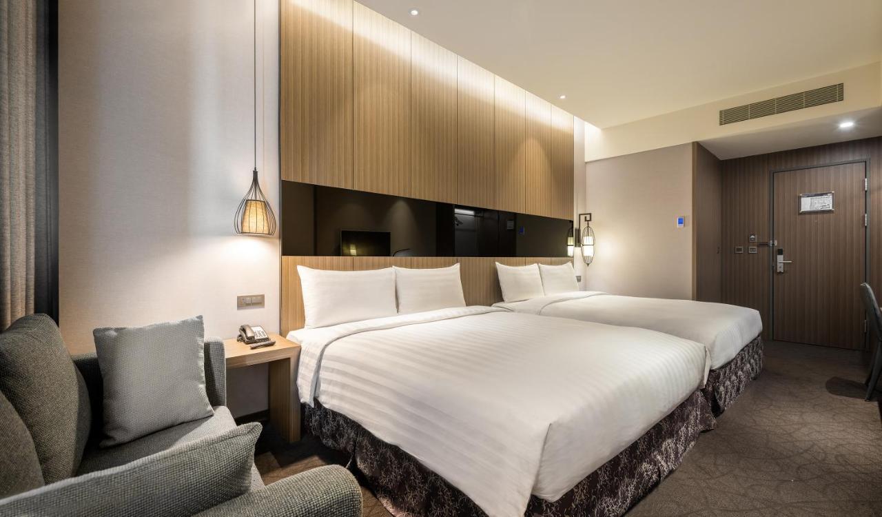 Hotel Intrendy Tajsan Kültér fotó