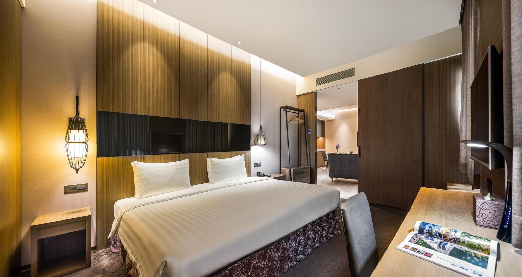 Hotel Intrendy Tajsan Kültér fotó