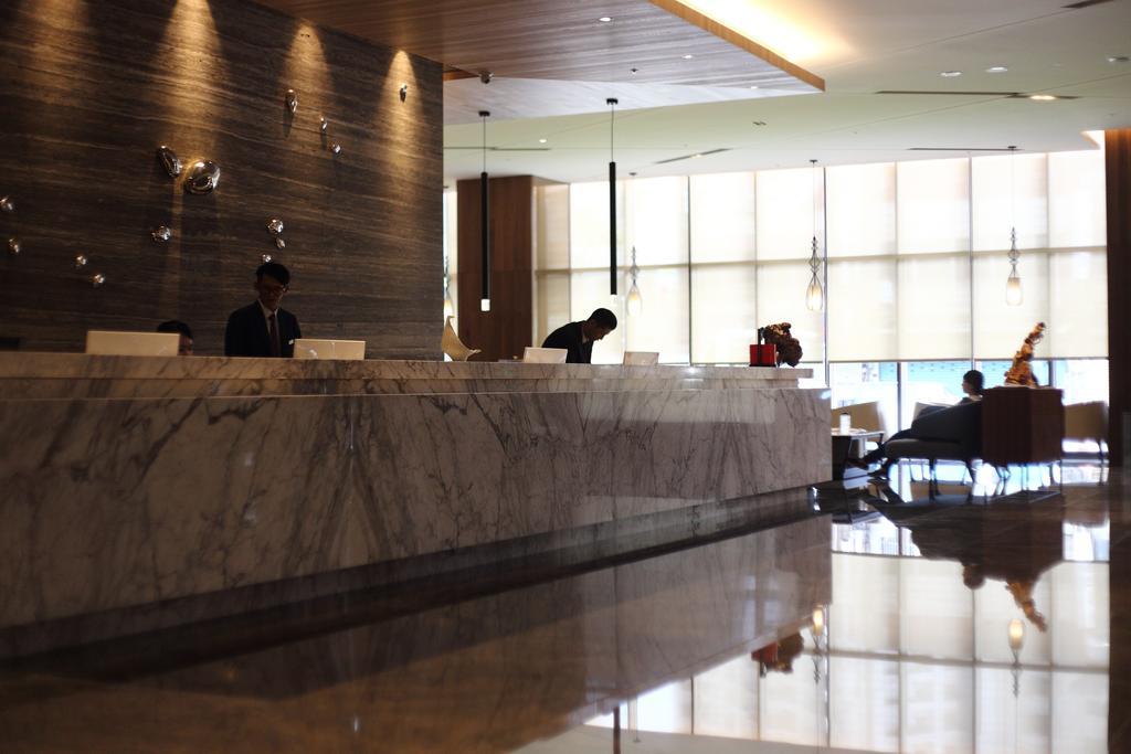 Hotel Intrendy Tajsan Kültér fotó