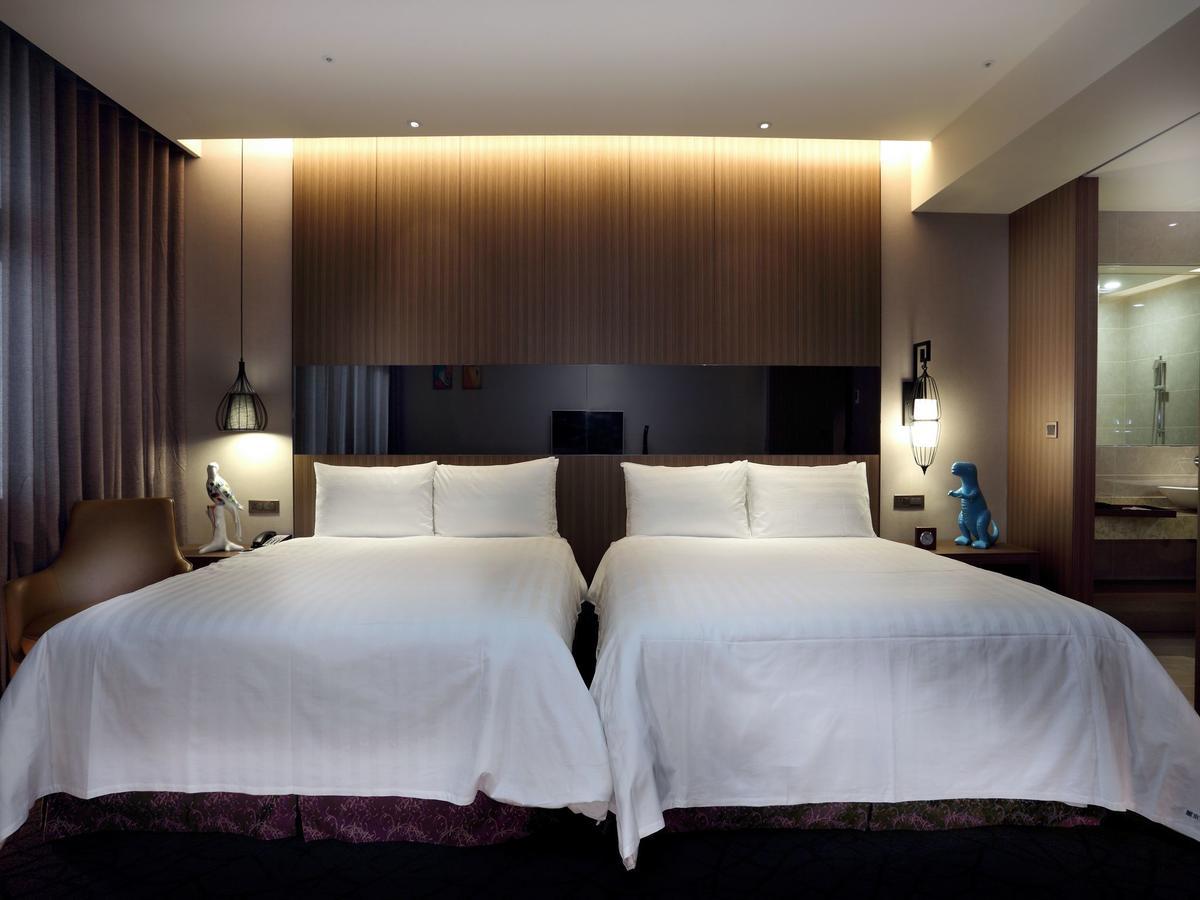 Hotel Intrendy Tajsan Kültér fotó