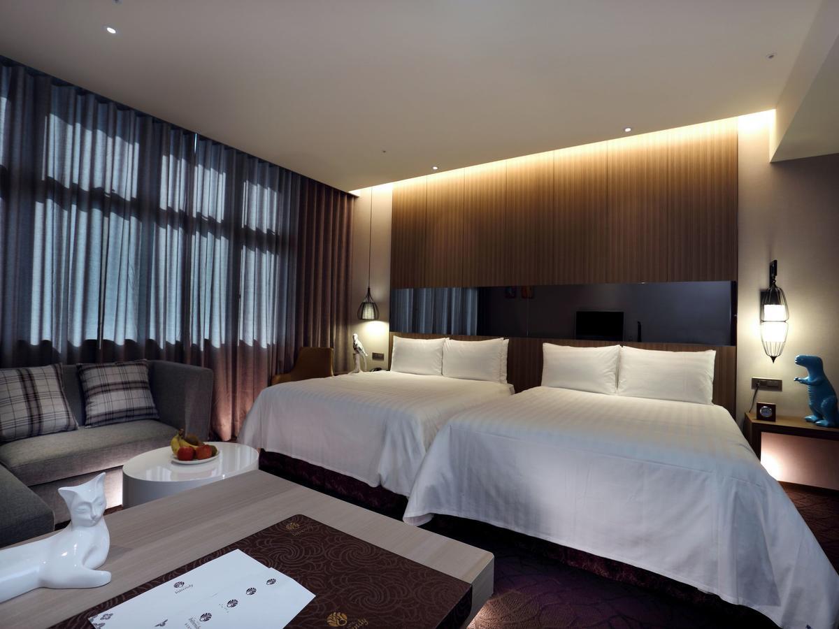 Hotel Intrendy Tajsan Kültér fotó