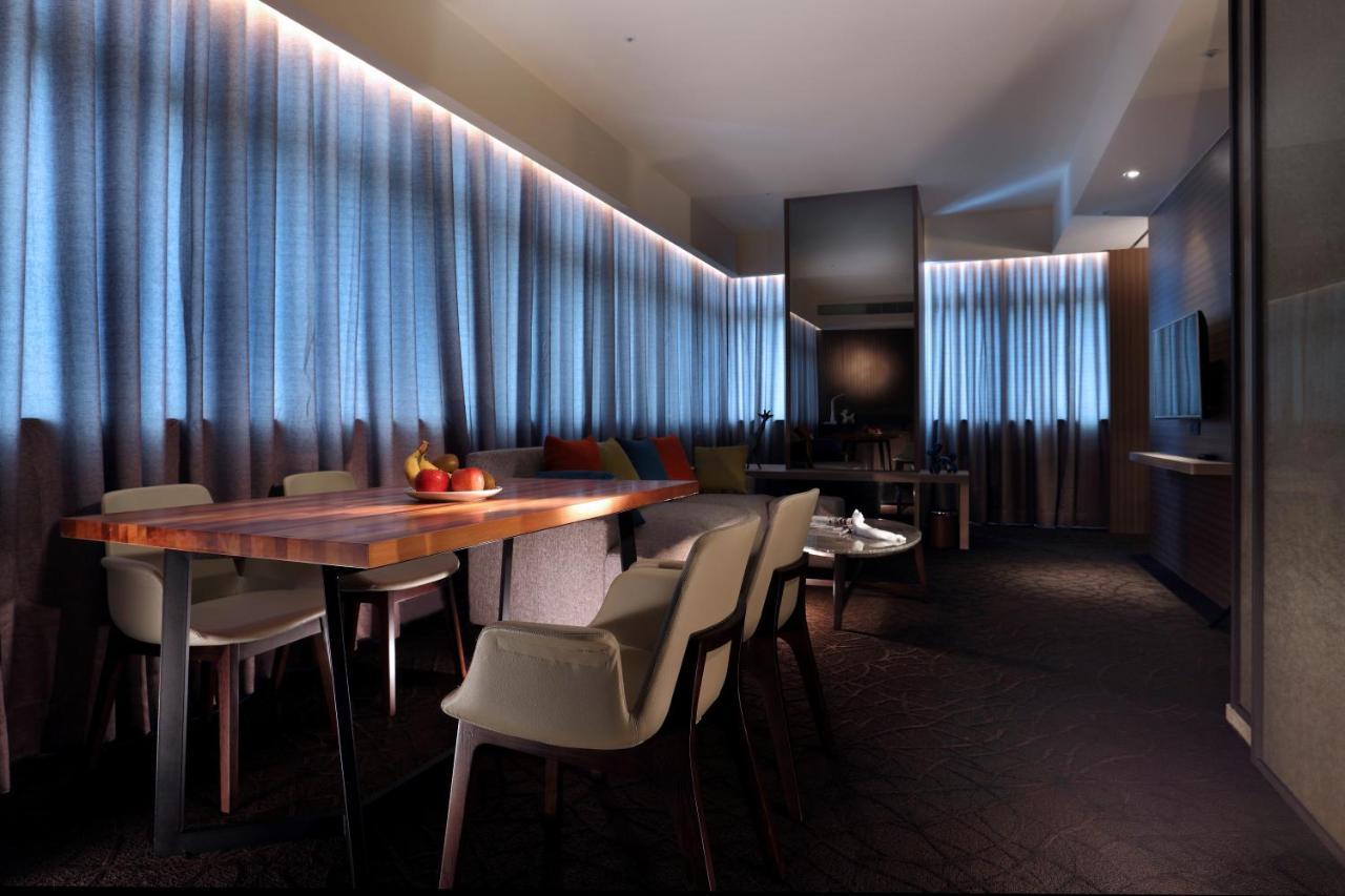Hotel Intrendy Tajsan Kültér fotó