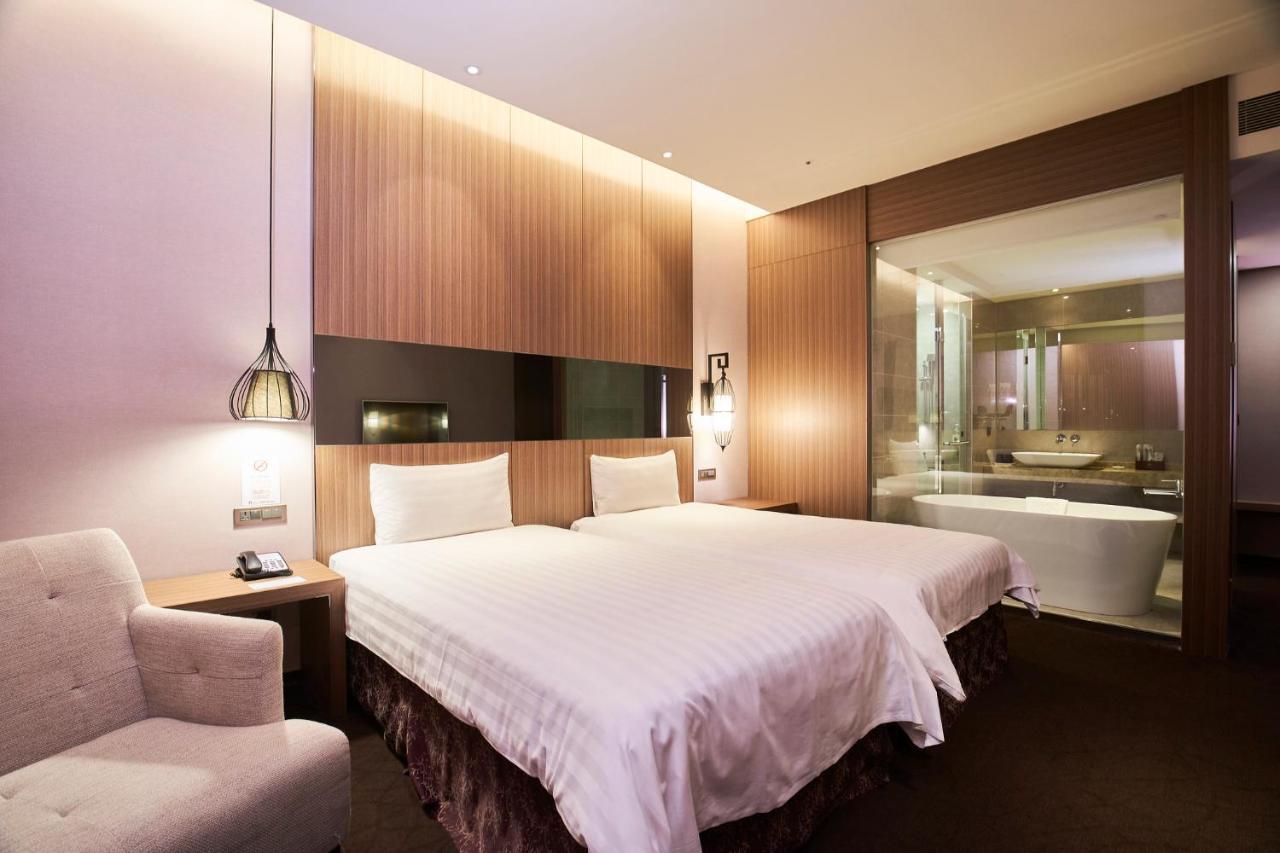Hotel Intrendy Tajsan Kültér fotó